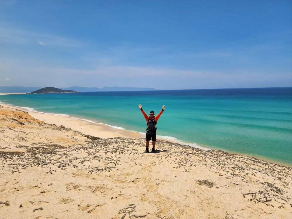 The crystal-clear sea water at Son Dung Beach